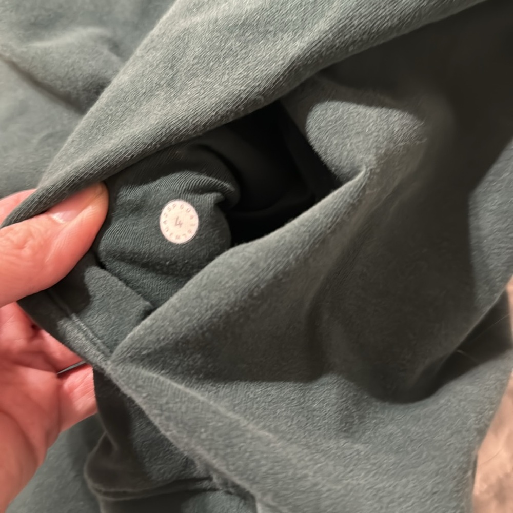 Lululemon Go forward pullover olive green - Picture 12 of 12